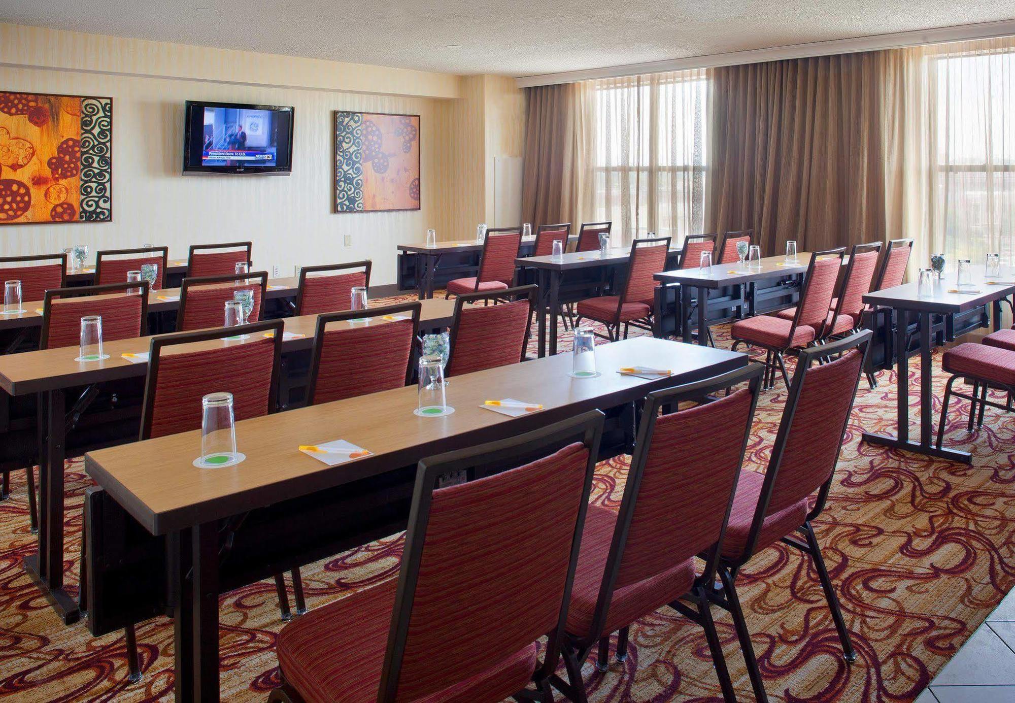 Courtyard By Marriott Pueblo Hotel Kültér fotó